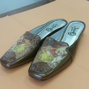 Icon slip on flats shoes